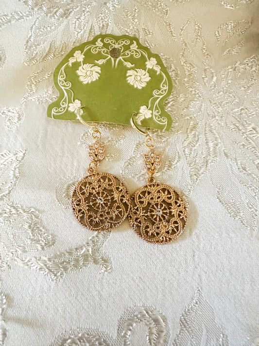 Blush Parlor Lace Earrings