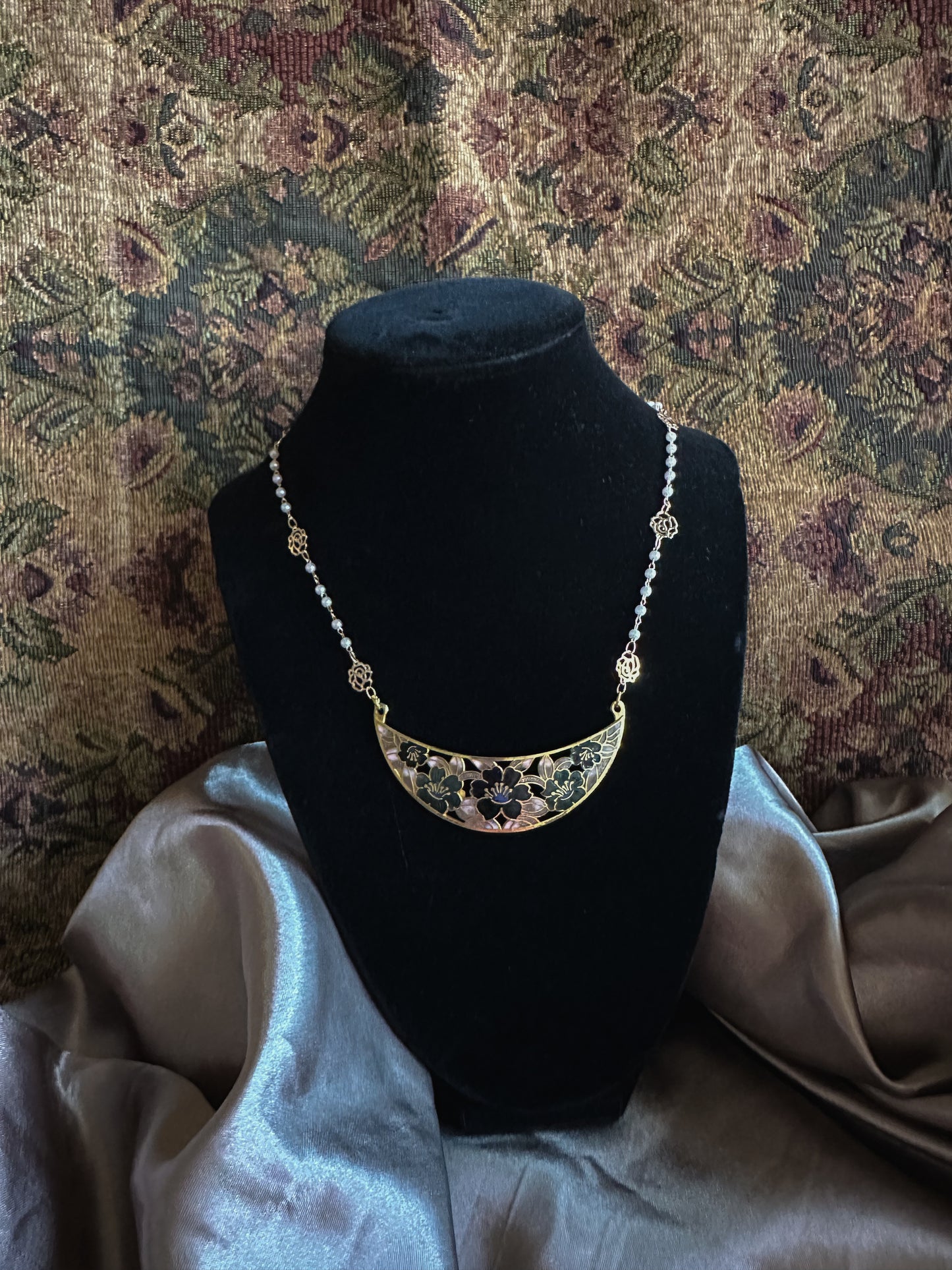 Wildflower Stage Light Necklace