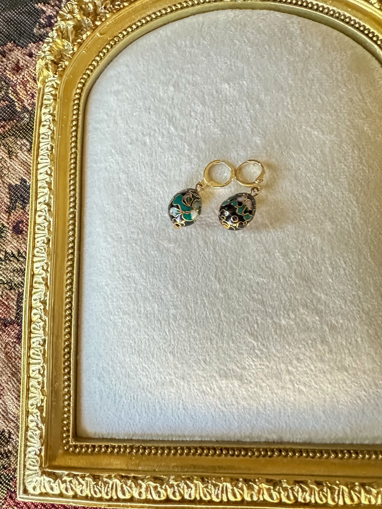 Emerald Cabaret Earrings